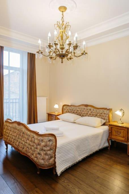 Luxury Old Town Apartment Kaunas Bagian luar foto